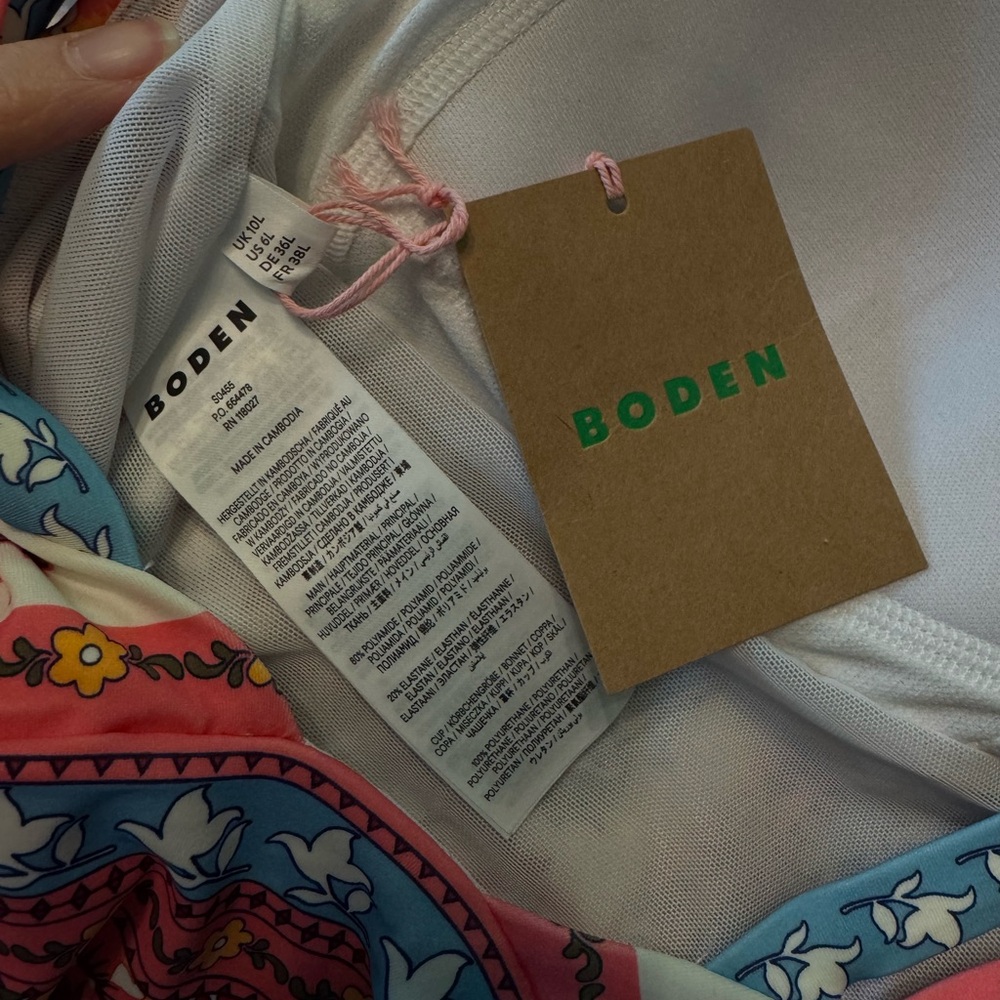 NWT- Boden Arles Swimsuit size 6L! - Picture 9 of 9
